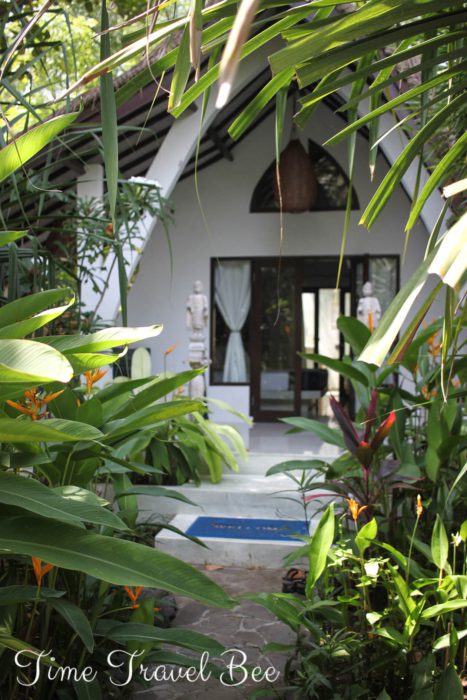 Prywatna villa na Gili Air w rajskim ogrodzie z basenem.