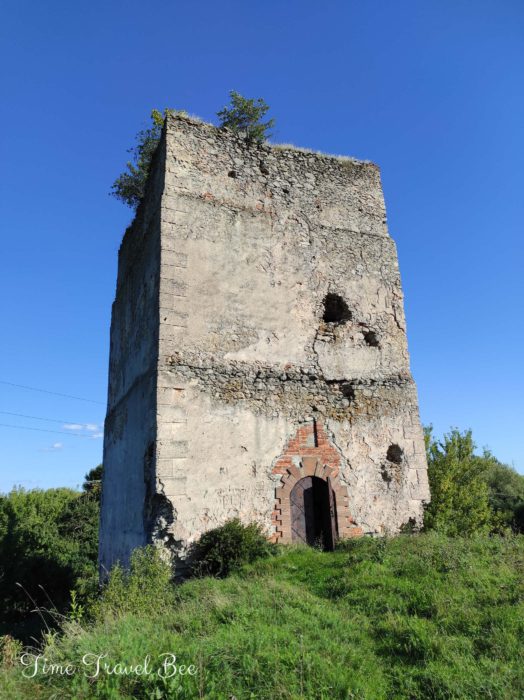 Ruiny zamku w Tudorowie. Atrakcje w okolicach Sandomierza.