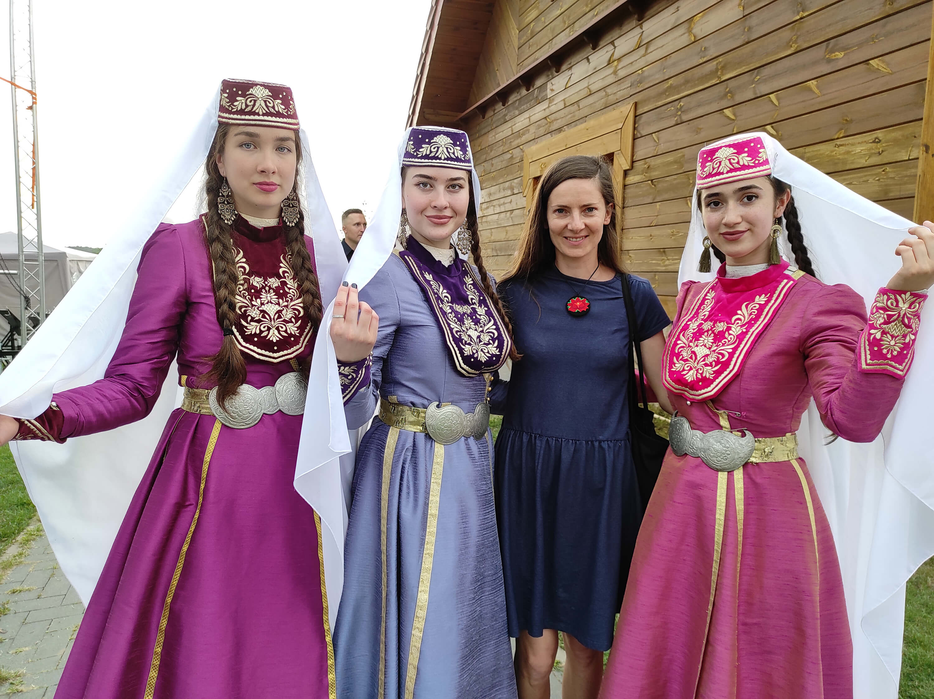 Festiwal Sabantuj, tradycyjne stroje Tatarskie.