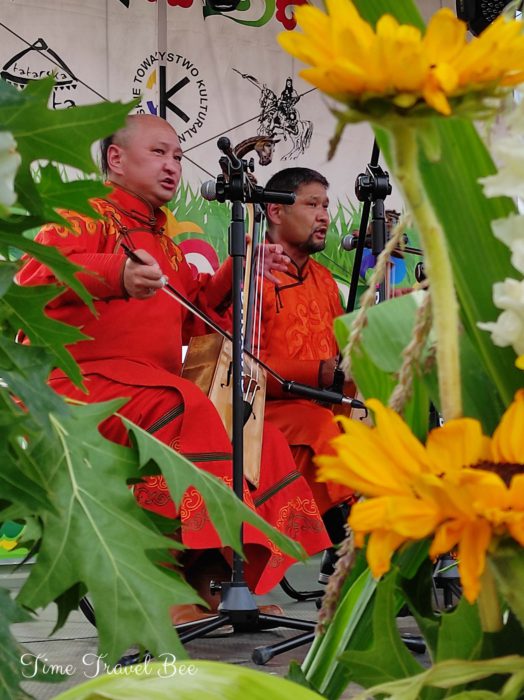 Śpiewy gardłowe z Mongolii.